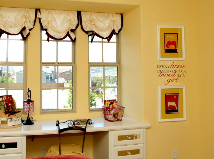 Every horse deserves Wall Decal Every horse deserves Wall Decal